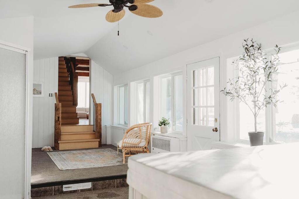 Beach House In Niagara Wainfleet Esterno foto